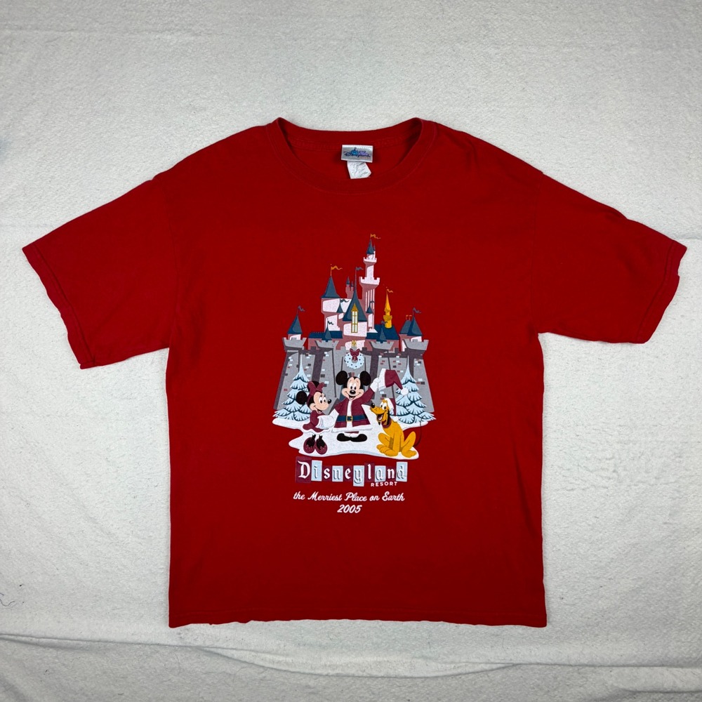 Vintage Disneyland Resort 2005 Christmas Mickey Minnie Pluto Red T-Shirt Large